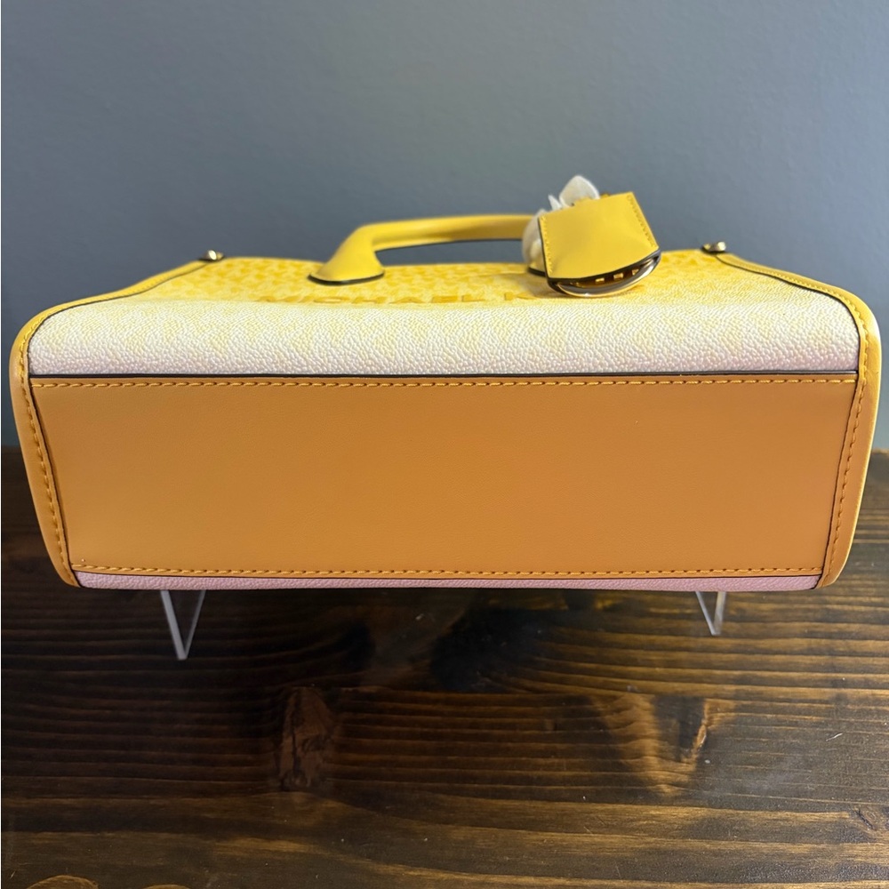 NWT Michael Kors Mirella Daisy Yellow Ombré Satchel with Detachable Strap - Picture 14 of 16